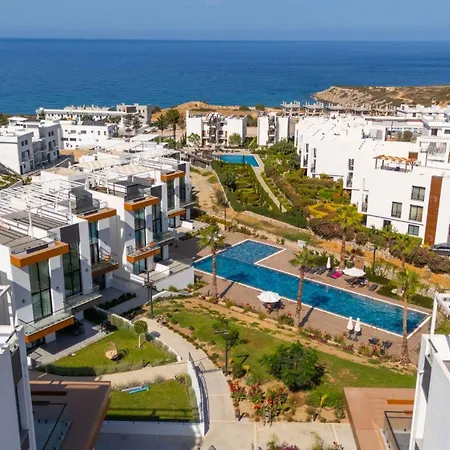 Modern Seaside With Walking Distance To The Διαμέρισμα