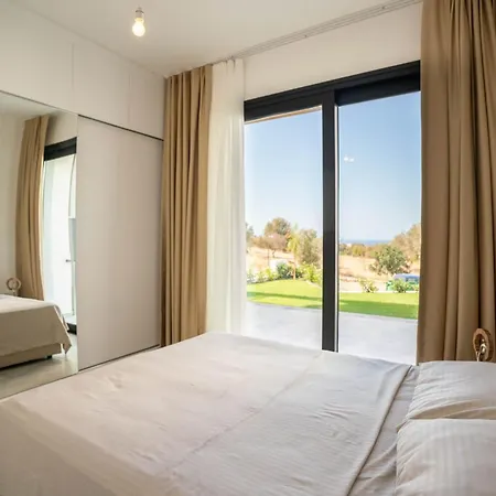 Modern Seaside With Walking Distance To The Διαμέρισμα *
