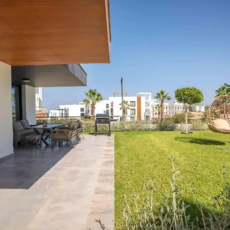 Appartamento Modern Seaside With Walking Distance To The